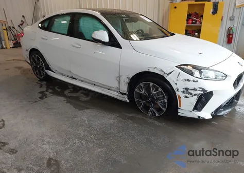 2025 BMW 228 Gran Coupe xDrive z USA, uszkodzony, nr VIN WBA23GG01S7T61761